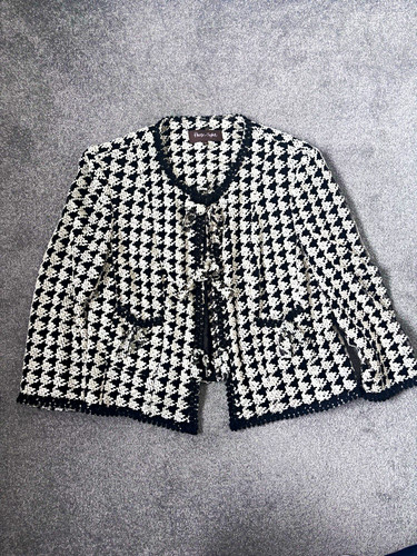 Phase eight black white - phase,